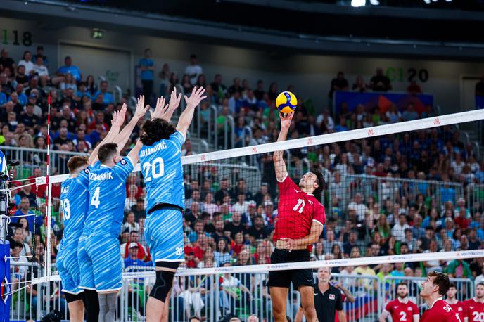 liga narodov Slovenija Kanada | Slovenci so izgubili prvi niz, a nato proti Kanadi zaigrali precej bolje. | Foto Aleš Fevžer