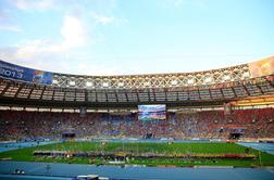 Zakaj bo legendarni ruski stadion za čas mundiala skrčil število sedežev?