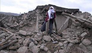 Potres na zahodu Turčije terjal smrtne žrtve