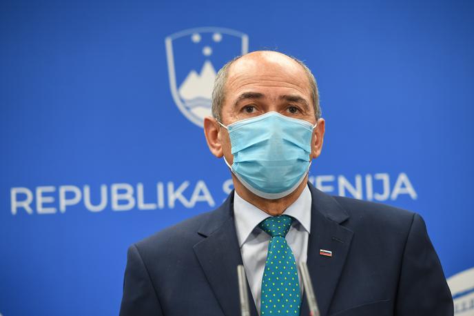 Janez Janša | Vlada bo danes zvečer odločala o morebitnem sproščanju ukrepov za zajezitev novega koronavirusa. | Foto STA