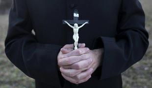 Nizozemskega duhovnika suspendirali zaradi pozabljenega dela maše