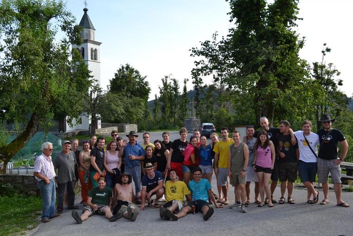 Ni pomemben le denar, temveč tudi bližina in toplina (video)