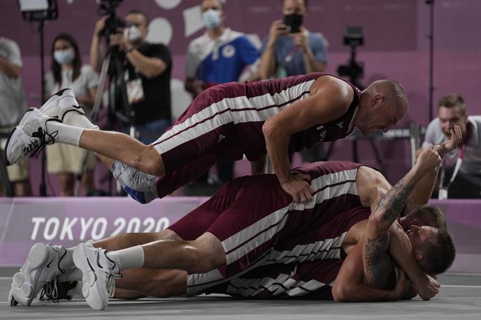 košarka 3x3 Tokio | Latvijci so postali prvi olimpijski prvaki v košarki 3x3. | Foto Guliverimage