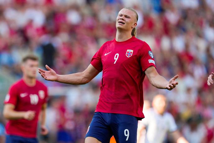 Ronaldo ni zadel, a slavi, Haaland zadel, a je v velikih škripcih