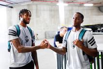 Cedevita Olimpija, DJ Stewart, Umoja Gibson