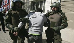 Čilski študentje v protestu proti šolskemu sistemu zavzeli  srednje šole