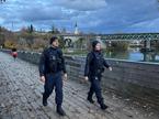 Policija okrepila enote v Novem mestu