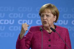"Schröder Grčije ne bi smel spustiti v evroobmočje"