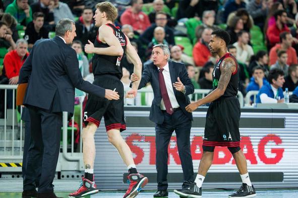 Olimpijo naporen ritem teži, Bayern veseli