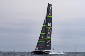 Posadka Ineos Britannia odpovedala nastop na pokalu Amerike