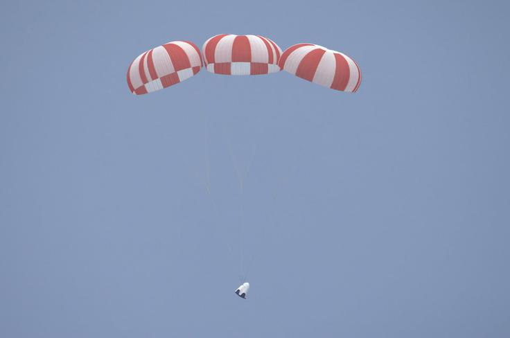 Misija Demo-2 bo z vidika vidika zahtevnosti pravzaprav zelo rutinska. Njen namen sicer ni postavljati mejnikov, temveč dokazati, da SpaceX in Nasa lahko sodelujeta tudi pri misijah s človeško posadko.  | Foto: Reuters