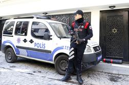 V močni eksploziji na jugovzhodu Turčije umrlo najmanj sedem policistov