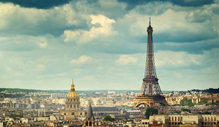 V Parizu želijo prepovedati oddajanje stanovanj prek platforme Airbnb