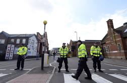 Večji incident v Angliji: je šlo za teroristični napad?