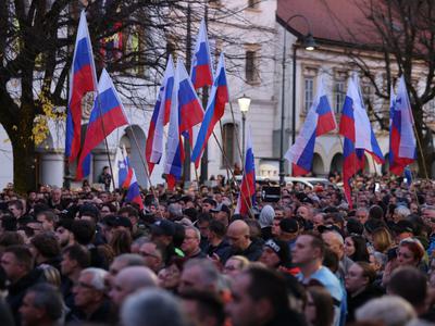 Pred ministri na mizi Šutarjev zakon: kakšni bodo dejanski ukrepi