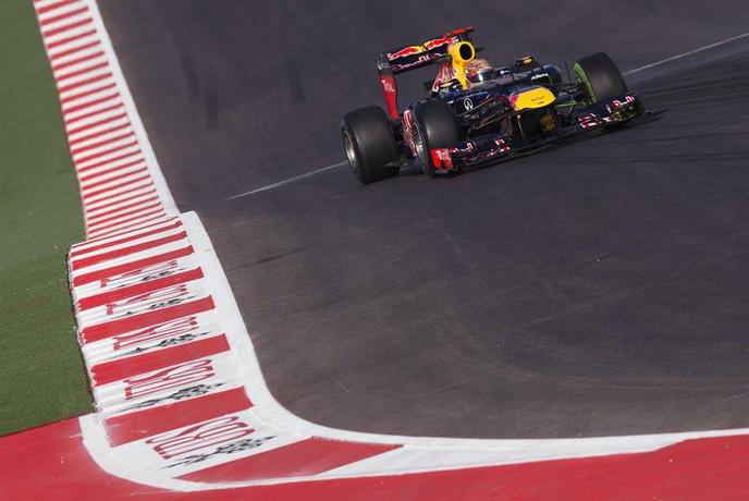 Vettel osupnil: ustavi ga lahko le okvara ali nesreča