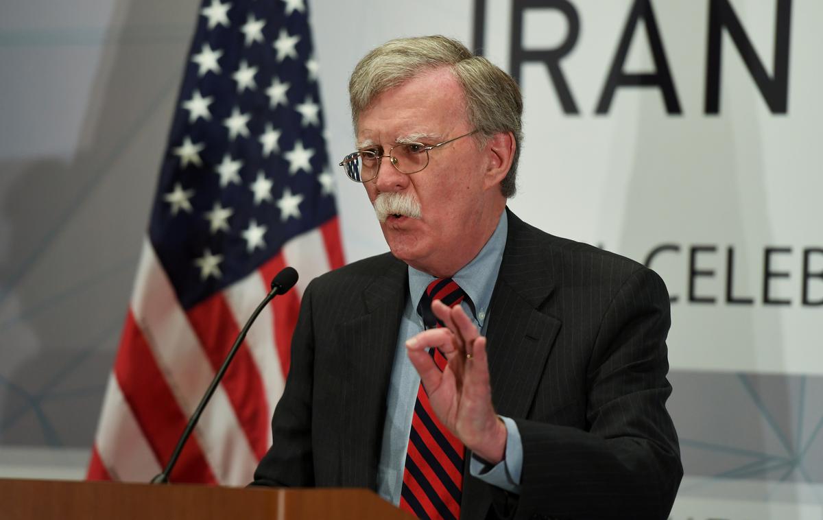 John Bolton | "Če boste prekrižali pot nam, našim zaveznikom ali našim partnerjem, če boste škodovali našim državljanom, če boste še naprej lagali, goljufali in varali, boste vsekakor hudičevo plačali," je Iranu sporočil Bolton. | Foto Reuters