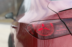 Mercedes: za novi avto 25 tisoč naročil v Evropi, Kitajska ne sledi