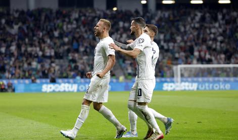 V živo: Lovrić zabil v 35. sekundi drugega polčasa!