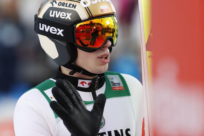 Spodbudne informacije glede Tomasiaka: "Je pri zavesti, vsega se spominja"