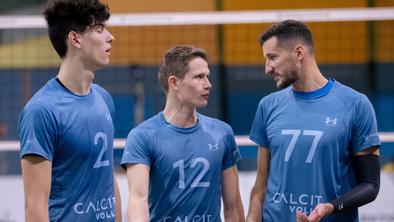 Salonit presenetil Kamničane