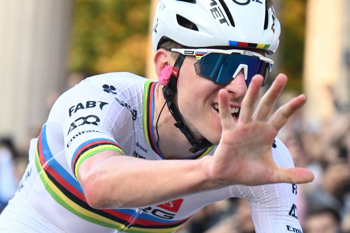 Tadej Pogačar | Tadej Pogačar je na najlepši možen način končal sanjsko sezono – petič zapored je osvojil italijanski spomenik Dirko po Lombardiji. | Foto Guliverimage