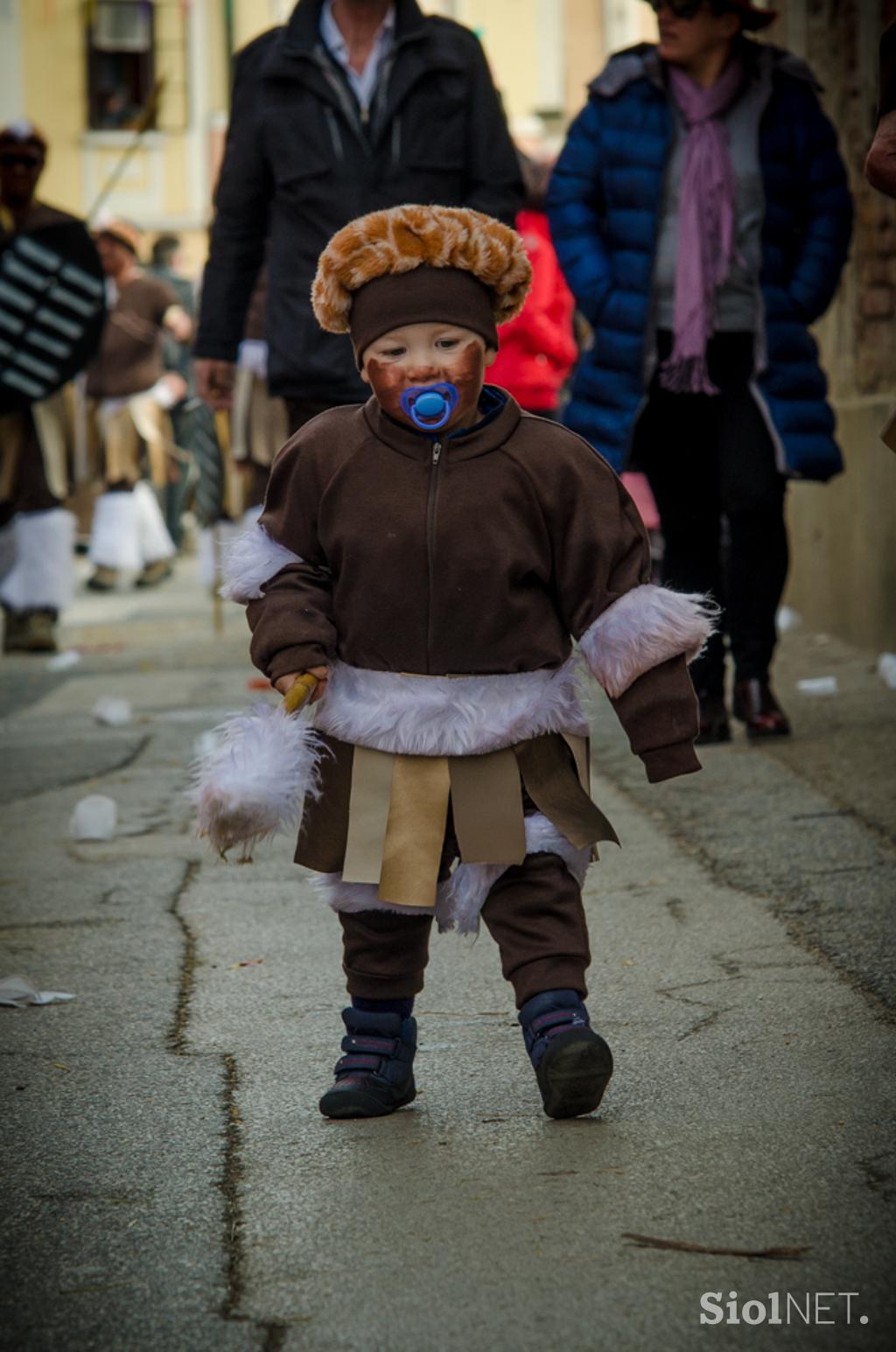 pust Ptujski karneval povorka Ptuj