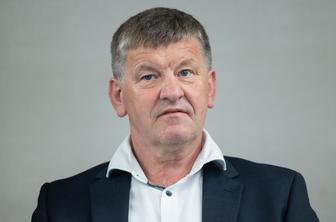V okviru preiskave korupcije v Evropskem parlamentu pet obtoženih