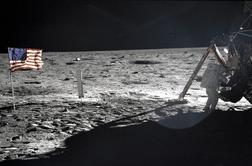 Predpisi so predpisi: po vrnitvi z Lune je moral Neil Armstrong poročati carini #foto