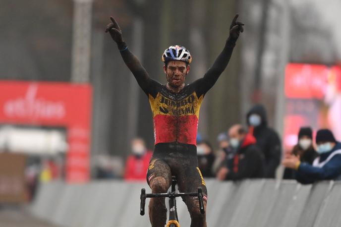 Wout Van Aert | Wout Van Aert je zmagovalec dirke v Dendermondeju. | Foto Guliverimage