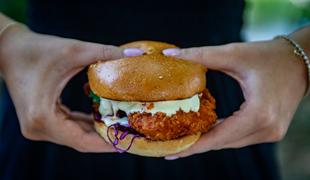 Ljubljanski gostinec o zaprtju verige z burgerji: To me ne preseneča