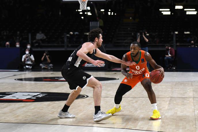 Virtus Bologna Cedevita Olimpija  EuroCup | Cedevita Olimpija je za peto zaporedno zmago v evropskem pokalu premagala Virtus (86:74). | Foto KK Cedevita Olimpija/Tine Ružič