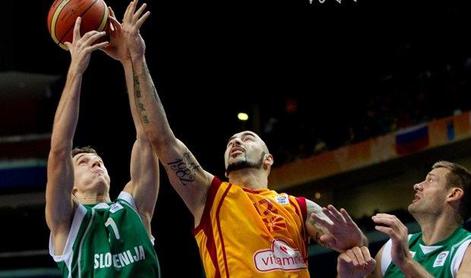 Antić tudi uradno v Olympiacosu