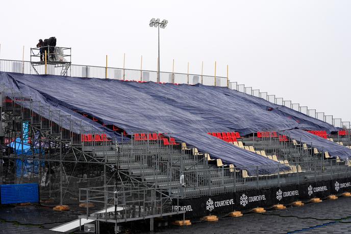 Courchevel slabo vreme megla | Slabo vreme je odneslo prvega od dveh napovedanih moških superveleslalomov v Courchevelu. | Foto Guliverimage