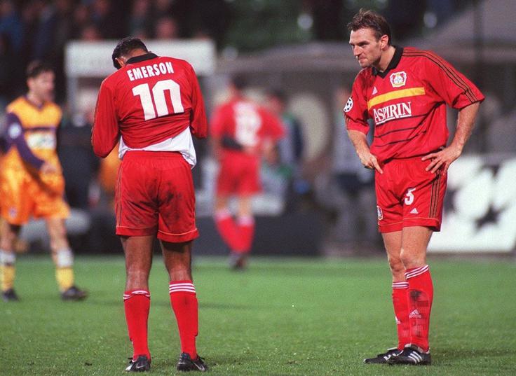 Veliko razočaranje zvezdnikov Bayerja Leverkusna po tekmi z Mariborom. | Foto: Getty Images