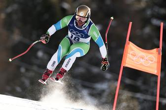 Hrobat med deseterico, tudi Čater višje kot v sredo, na vrhu domači trio