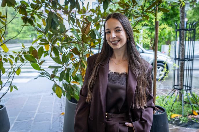 Satin Papež | Lansko leto je Satin Papež načrtovala poroki Roberta Goloba in Tine Gaber ter hčere nekdanjega premierja Mira Cerarja. | Foto Gaja Hanuna