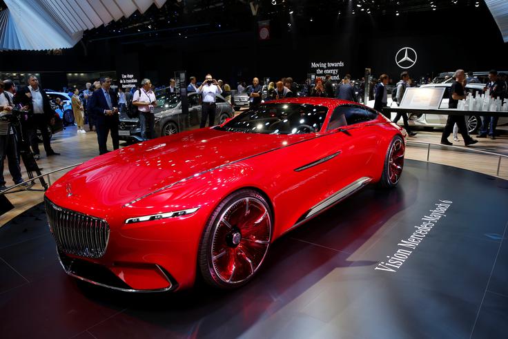 Ekstravaganca po nemško: spomin na avtomobile iz začetka 19. stoletja, ki je prežet z modernimi avtomobilskimi linijami in tehnologijo. | Foto: Reuters