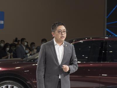 Kitajske oblasti aretirale vodjo družbe Evergrande NEV