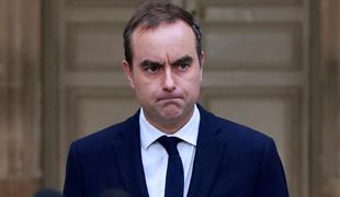 Francoski predsednik Macron za premierja znova imenoval Sebastiena Lecornuja