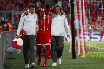 Nov šok za Bayern, selektorja si grizeta nohte
