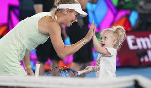 Caroline Wozniacki je tretjič postala mama