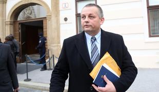 Hrvaški minister lagal in trpinčil vdovo