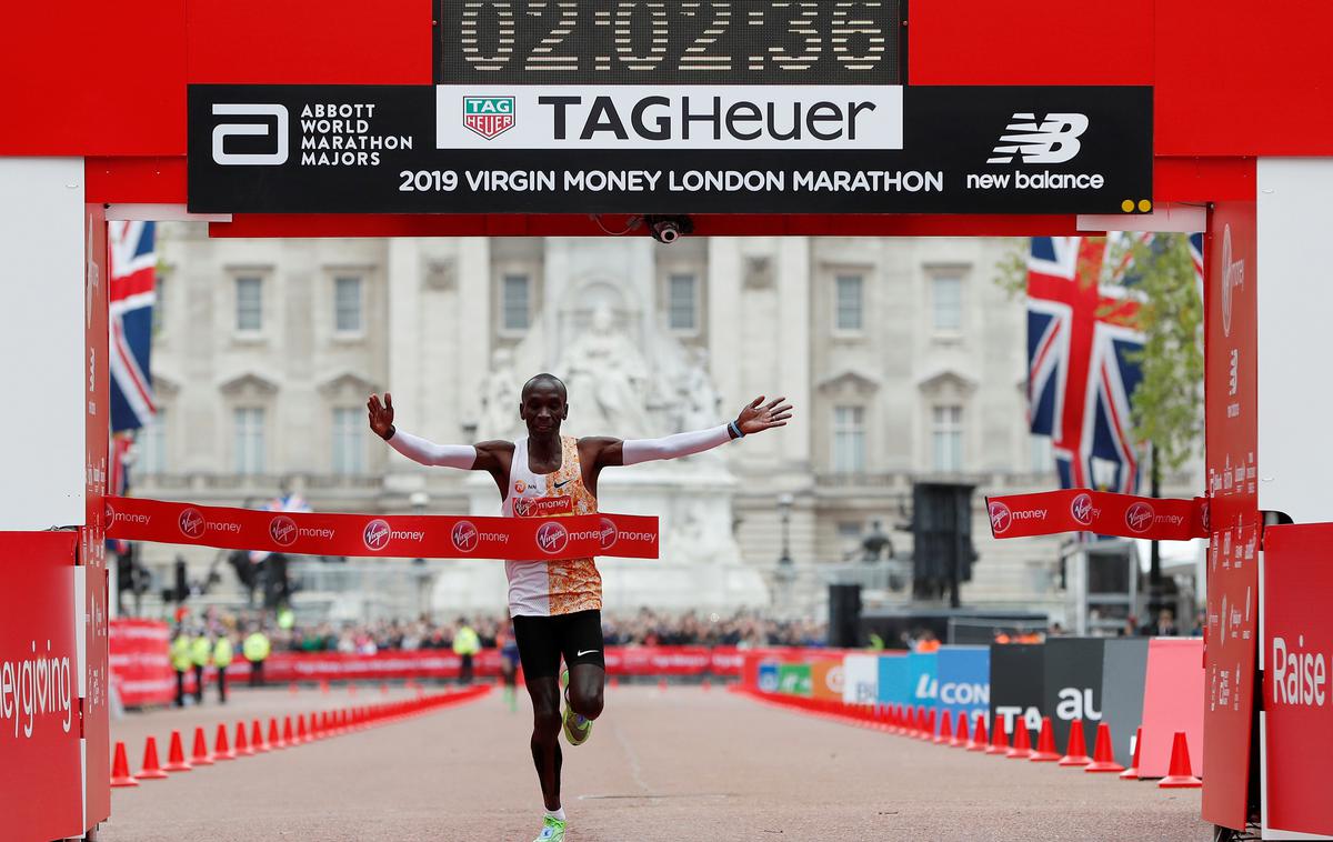 Eliud Kipchoge | Kipchoge je dosegel drugi najboljši čas vseh časov na 42 km in je še četrtič zmagal na maratonu. | Foto Reuters