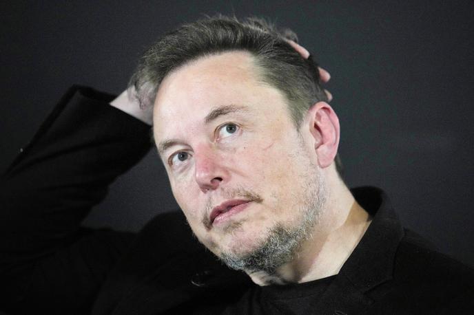 Elon Musk | Lastnik družbenega omrežja X Elon Musk je dvignil veliko prahu s komentarjem, da se Združeno kraljestvo približuje državljanski vojni. Zapletel se je tudi v polemiko z britanskim premierjem Keirom Starmerjem. | Foto Guliverimage