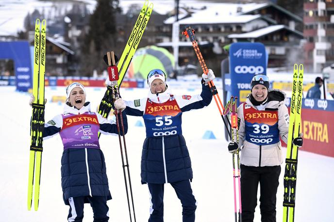 Smučarski tek, Dobbiaco | Najboljše tri na ženski preizkušnji na 20 km. | Foto Guliverimage