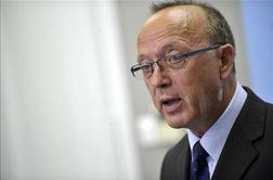 Zaradi imenovanja Masleše najbrž le izredna seja