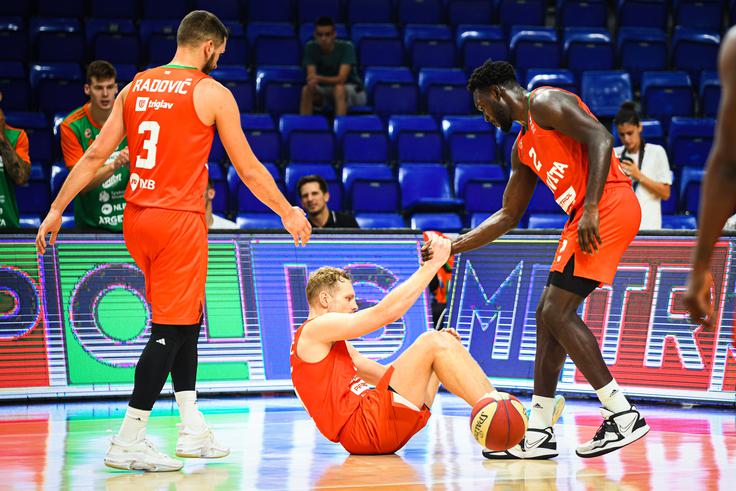 Še vedno podrobno spremlja dogajanje pri Cedeviti Olimpiji. | Foto: Dragana Stjepanović/ABA