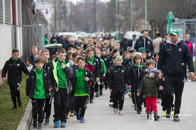 Klubski podmladek je preveril, kako trenira članska ekipa Olimpije. | Foto: NK Olimpija Ljubljana