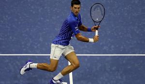 Novak Đoković se je sprehodil do drugega kroga